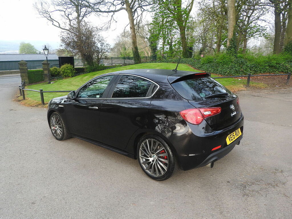 Alfa Romeo Giulietta Tbi Quadrifoglio Verde Black #5