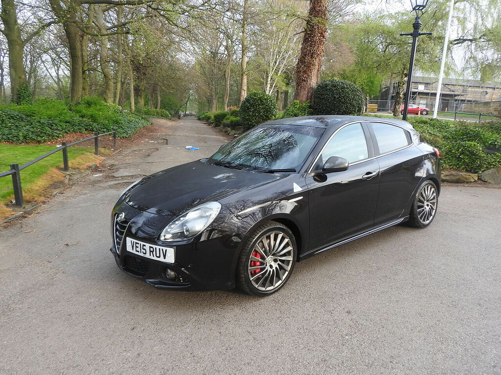 Alfa Romeo Giulietta Tbi Quadrifoglio Verde Black #3