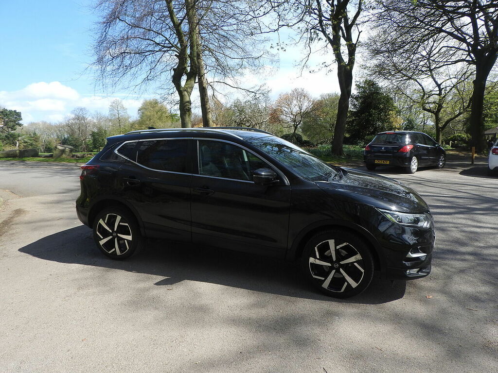 Nissan Qashqai Dig-t Tekna Black