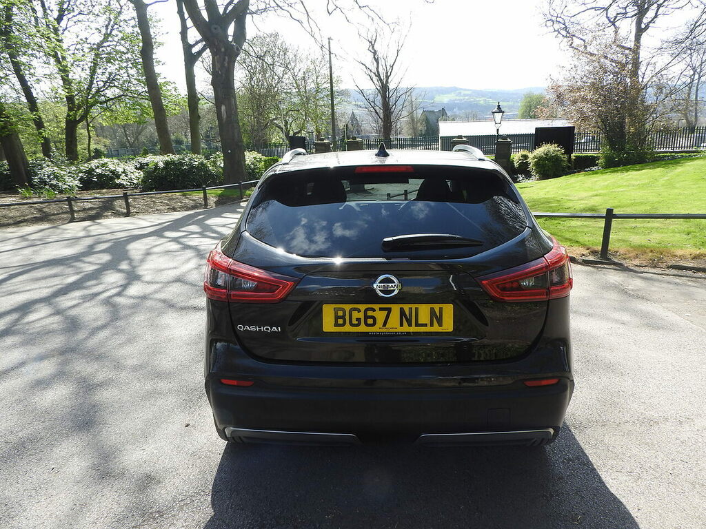 Nissan Qashqai Dig-t Tekna BG67NLN Black #6