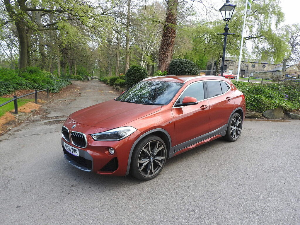 BMW X2 20D M Sport X YK68YWH Orange #3