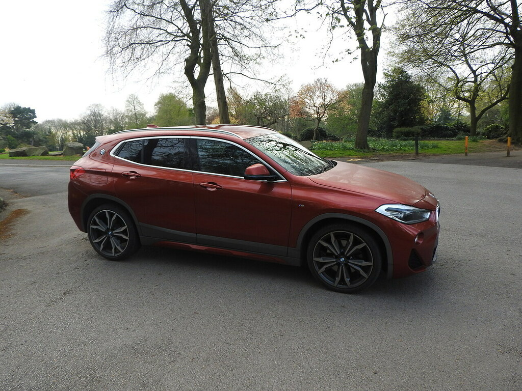 BMW X2 20D M Sport X Orange