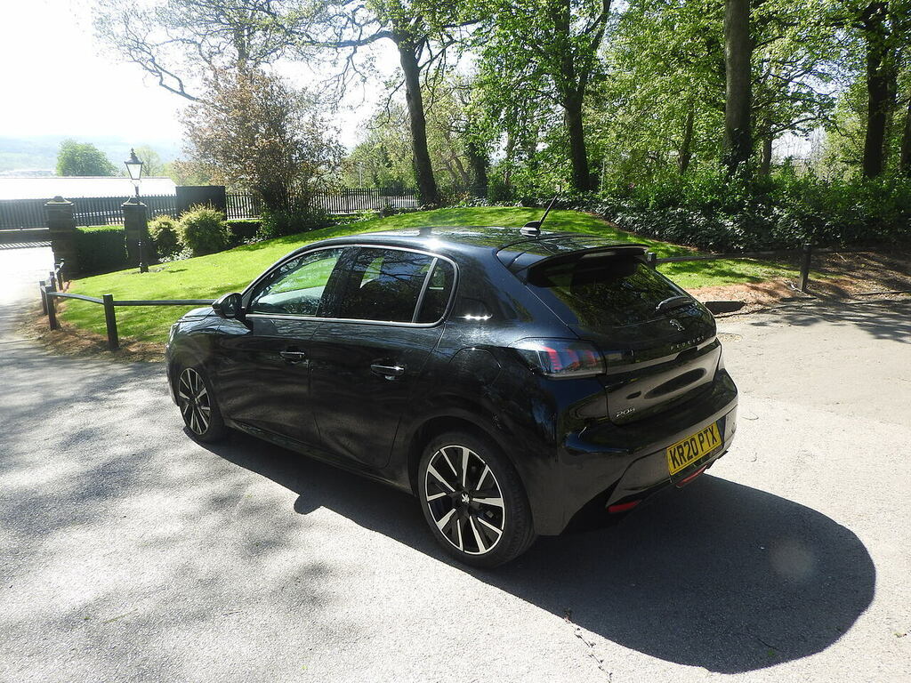 Peugeot 208 Puretech Allure KR20PTX Black #5