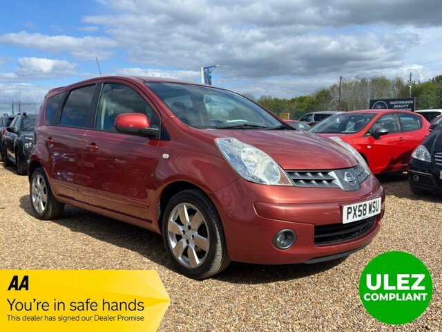 Nissan Note 1.6 16V Tekna Hatchback Euro 4 11 Orange