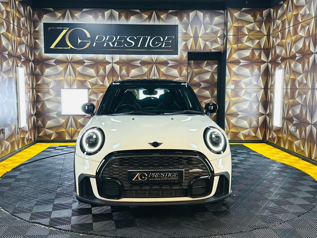 Mini Hatch 1.5L Cooper Sport YF22XME White #2