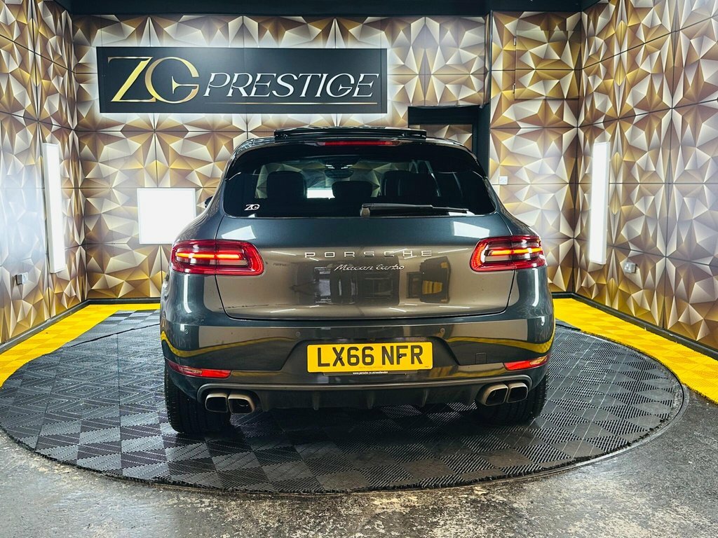 Porsche Macan 3.6L Turbo Grey #4