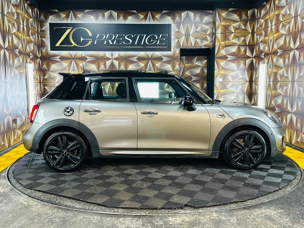Mini Hatch 2L Cooper S Sport AJ19LJZ Silver #6