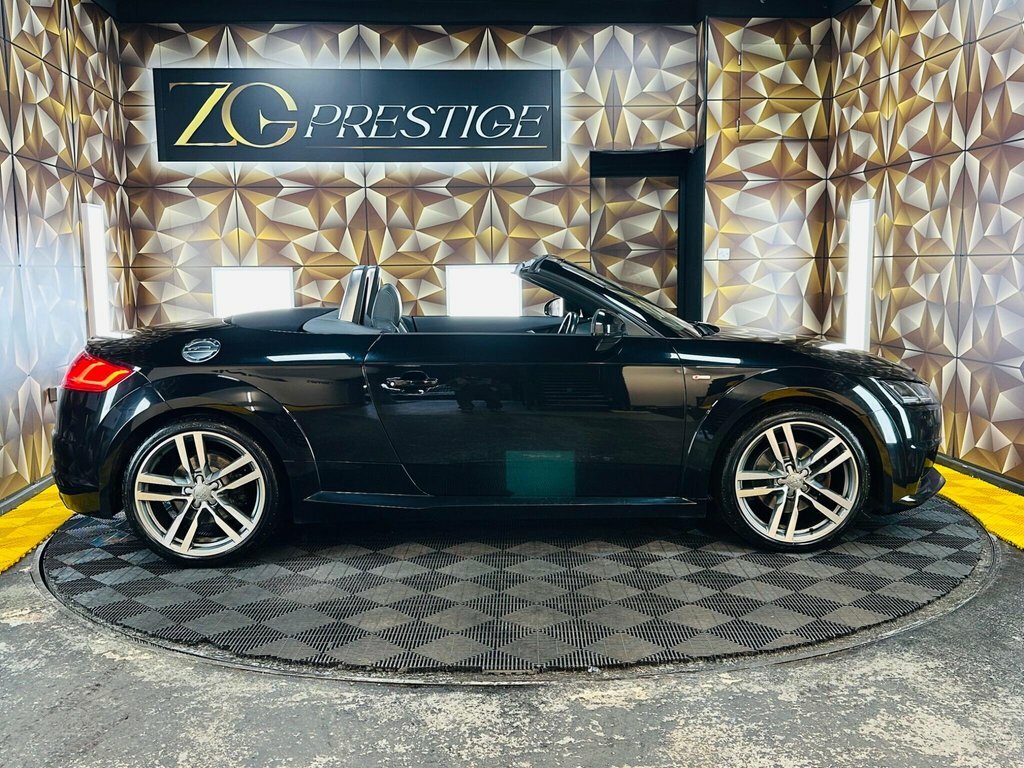 Audi TT 2L S Line Black #6