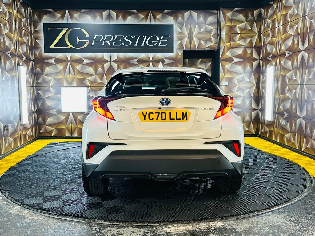Toyota C-Hr 1.8L Excel YC70LLM White #2