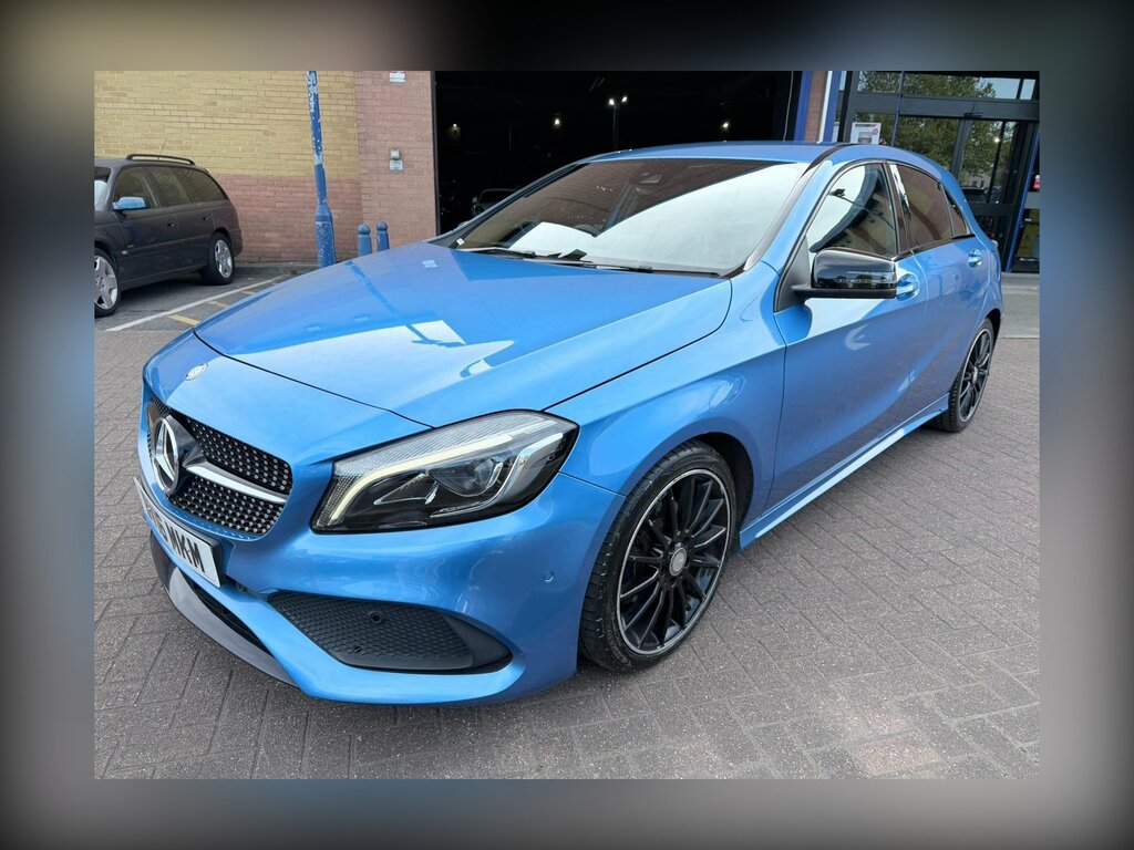 Mercedes-Benz A Class 1.5 A180d Amg Line Premium Hatchback BV16MKM Blue #3