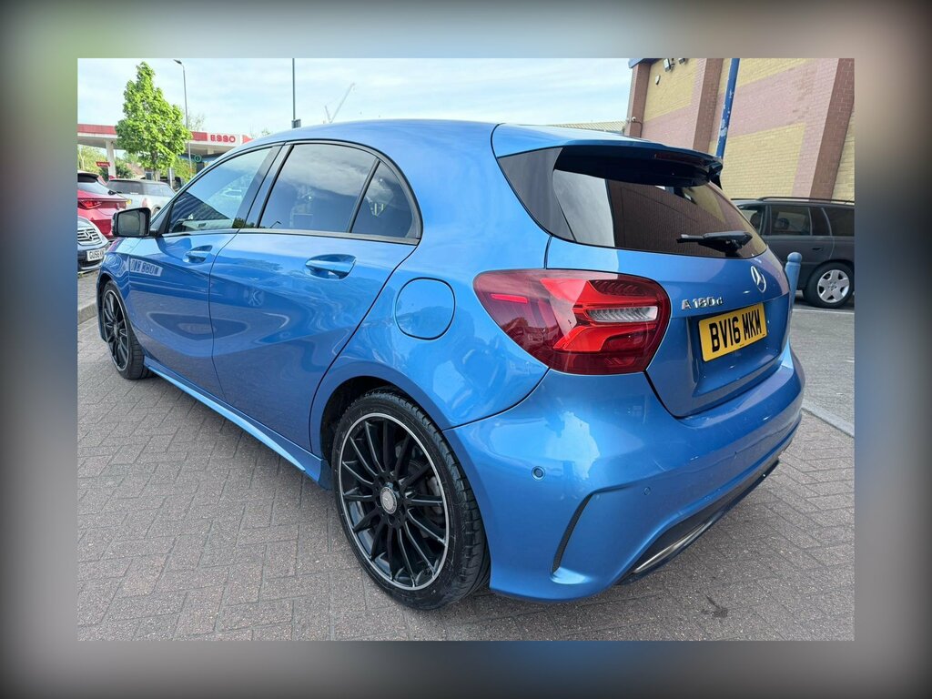 Mercedes-Benz A Class 1.5 A180d Amg Line Premium Hatchback BV16MKM Blue #4