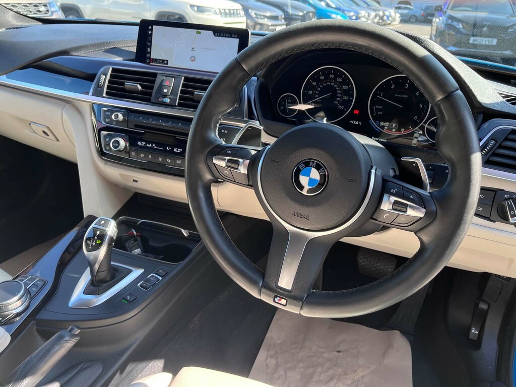 BMW 4 Series Gran Coupe Diesel YJ67YMY #5