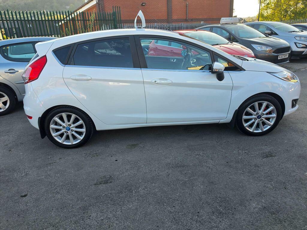 Ford Fiesta 1.0T Ecoboost Titanium Euro 6 S S GJ65YMG White #4