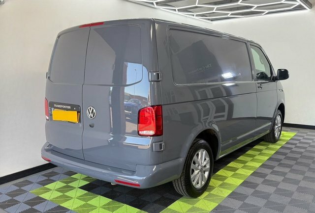 Volkswagen Transporter 2.0 Tdi T30 Highline MJ71ZZE Grey #2