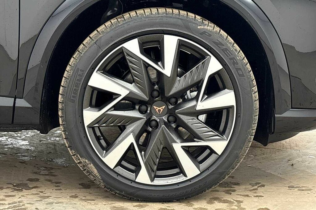 Cupra Formentor 1.5 Etsi 150 V2 Dsg KR26MHV Black #5