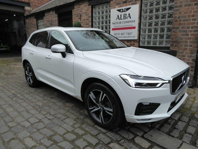 Volvo XC60 2.0 D5 Powerpulse R-design White