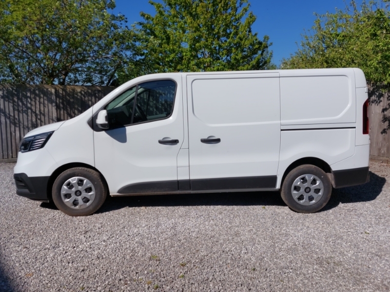 Renault Trafic Sl30 Blue Dci 150 Advance Safety Van Eag9 SC75AOD White #4