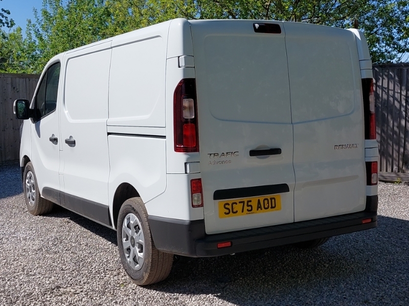 Renault Trafic Sl30 Blue Dci 150 Advance Safety Van Eag9 SC75AOD White #2