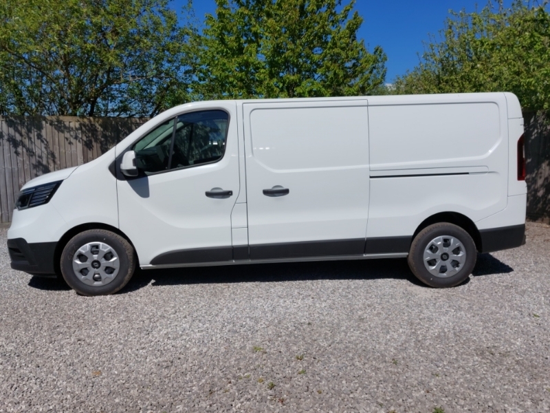 Renault Trafic Ll30 Blue Dci 150 Advance Safety Van Eag9 White #4