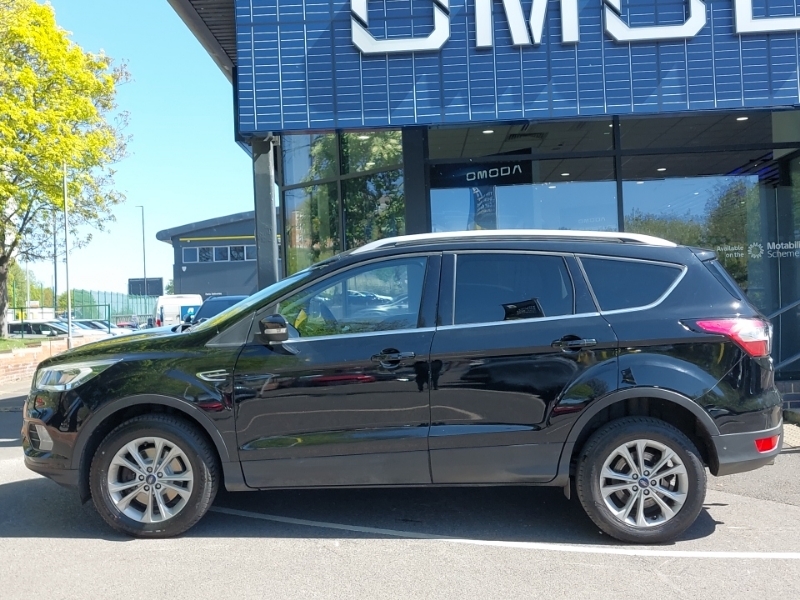 Ford Kuga 1.5 Tdci Titanium 2Wd ML68AYV Black #4