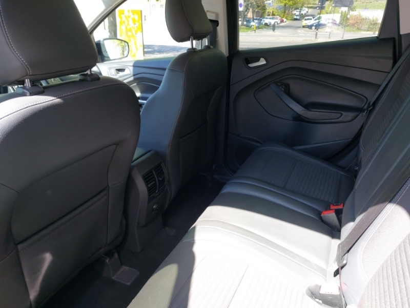 Ford Kuga 1.5 Tdci Titanium 2Wd ML68AYV Black #6