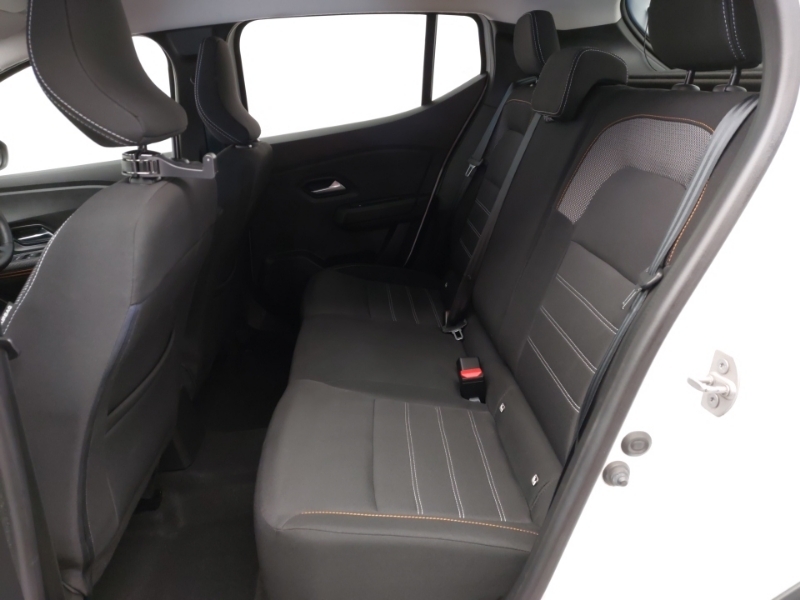 Dacia Sandero Stepway 1.0 Tce Comfort SB22VHV White #6