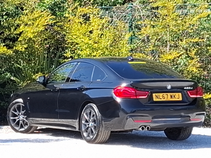 BMW 4 Series 420D 190 M Sport Professional Media NL67WKJ Black #2