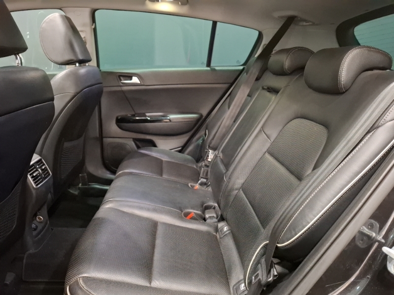 Kia Sportage 1.6 Crdi Isg 4 Dct Awd YG19RNF Black #6