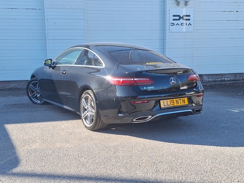 Mercedes-Benz E Class E300 Amg Line 9G-tronic LL19NTN Black #2