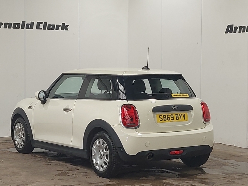 Mini Hatch 1.5 One Classic II SB69BYV White #2