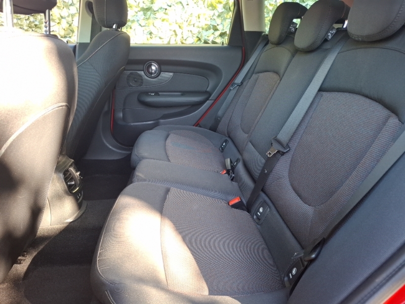 Mini Clubman 1.5 Cooper Classic 6Dr Red #6