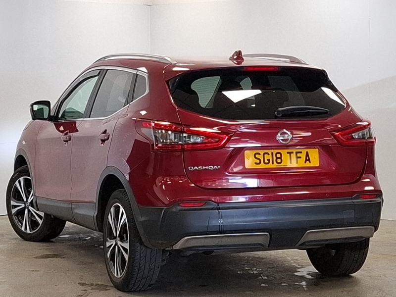 Nissan Qashqai 1.2 Dig-t N-connecta SG18TFA Red #2
