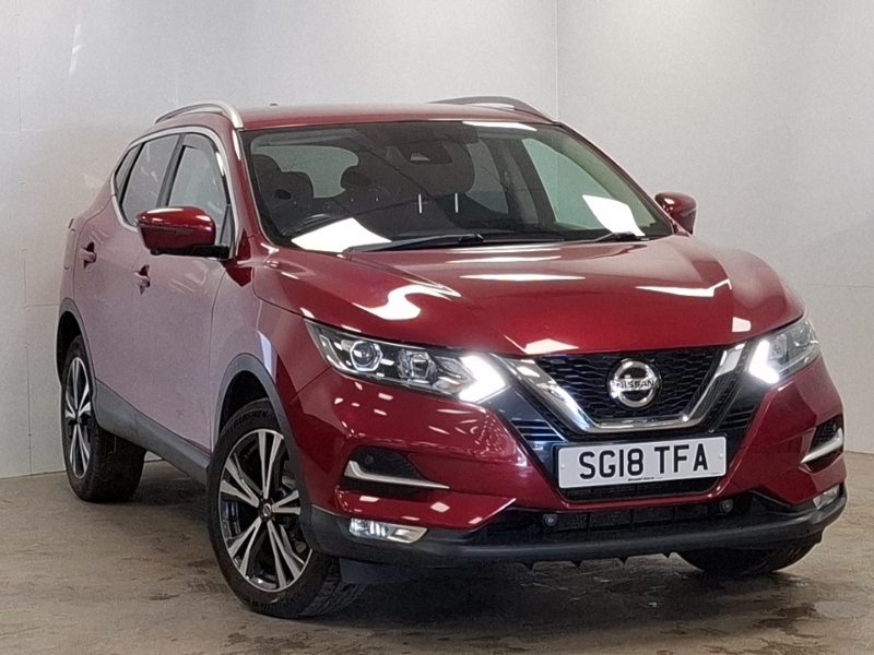 Nissan Qashqai 1.2 Dig-t N-connecta Red