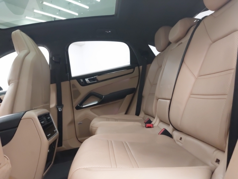 Porsche Cayenne Turbo Tiptronic S 5 Seat M9KHU Black #6