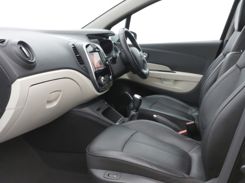 Renault Captur 0.9 Tce 90 Signature X Nav SL18BXP Black #5