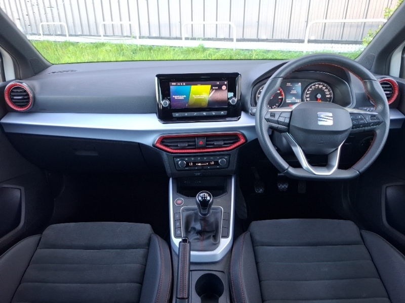 Seat Arona 1.0 Tsi 110 Fr Edition PN23RSU White #3