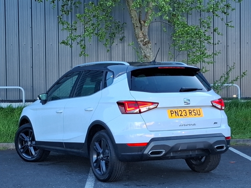 Seat Arona 1.0 Tsi 110 Fr Edition PN23RSU White #2