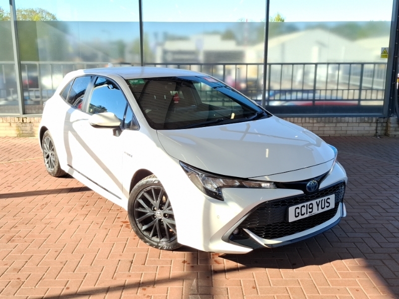 Toyota Corolla 1.8 Vvt-i Hybrid Design Cvt White