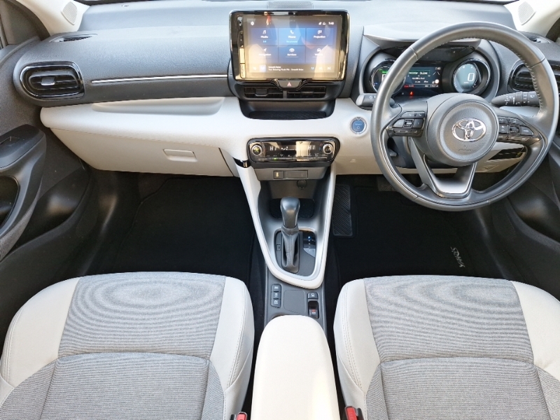 Toyota Yaris 1.5 Hybrid Excel Cvt MJ73CVL Grey #3