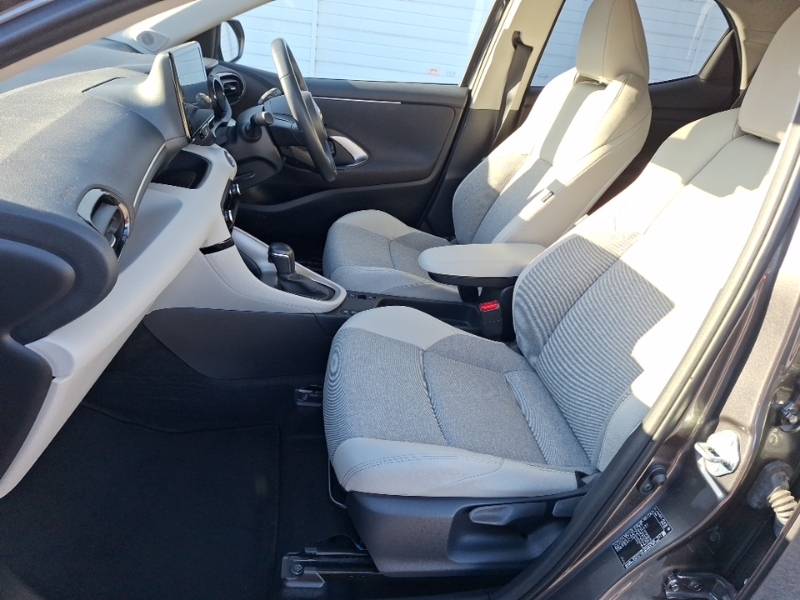 Toyota Yaris 1.5 Hybrid Excel Cvt MJ73CVL Grey #5