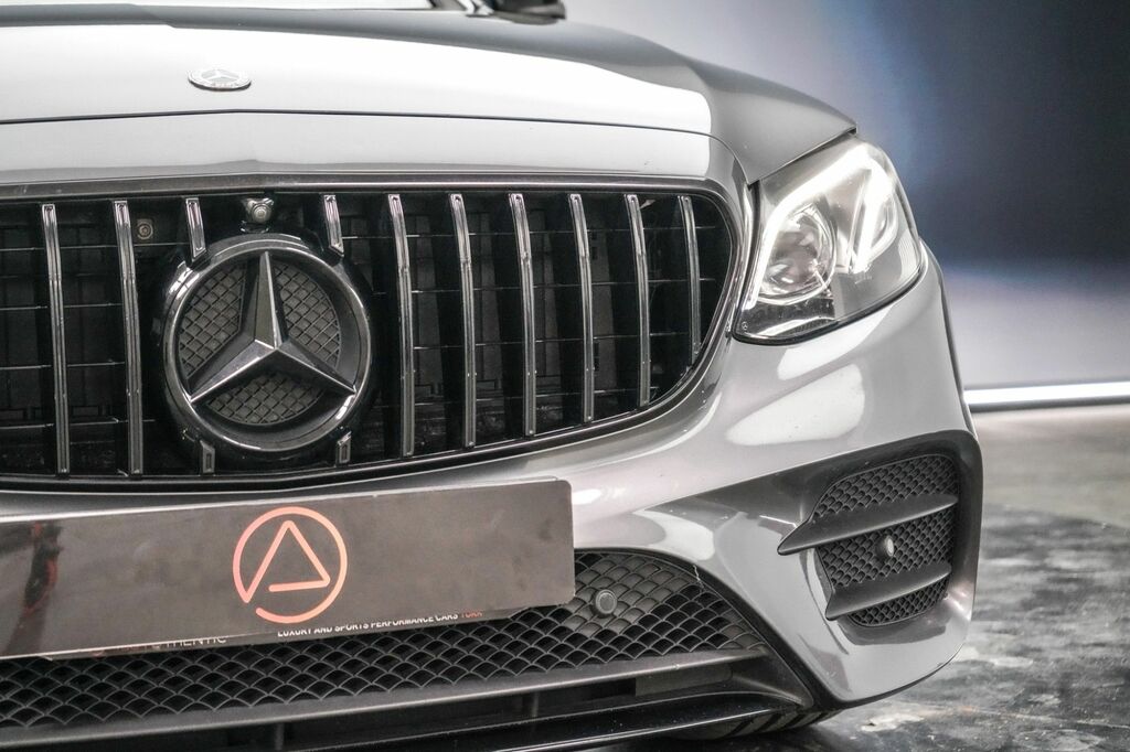 Mercedes-Benz E Class 2019 2.0 E220d Amg Line Night Edition Premium Sa DL69EVV Black #4