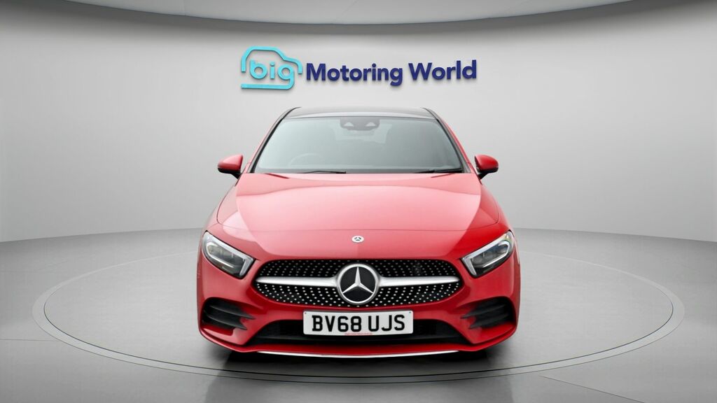Mercedes-Benz A Class Amg Line BV68UJS Red #2