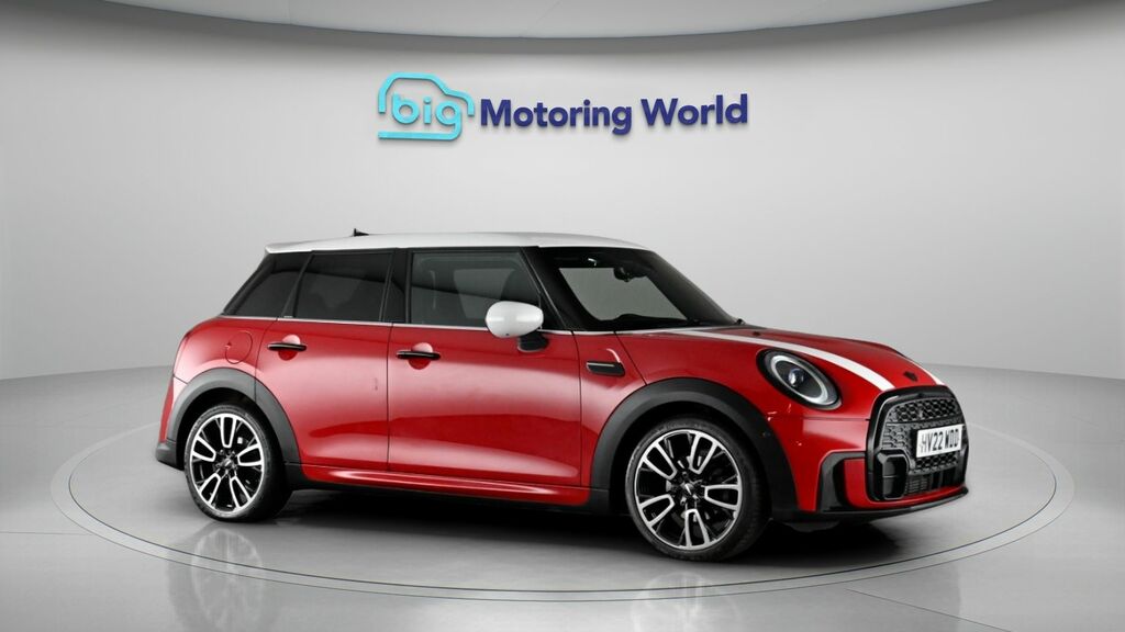 Mini Hatch Cooper Sport Red