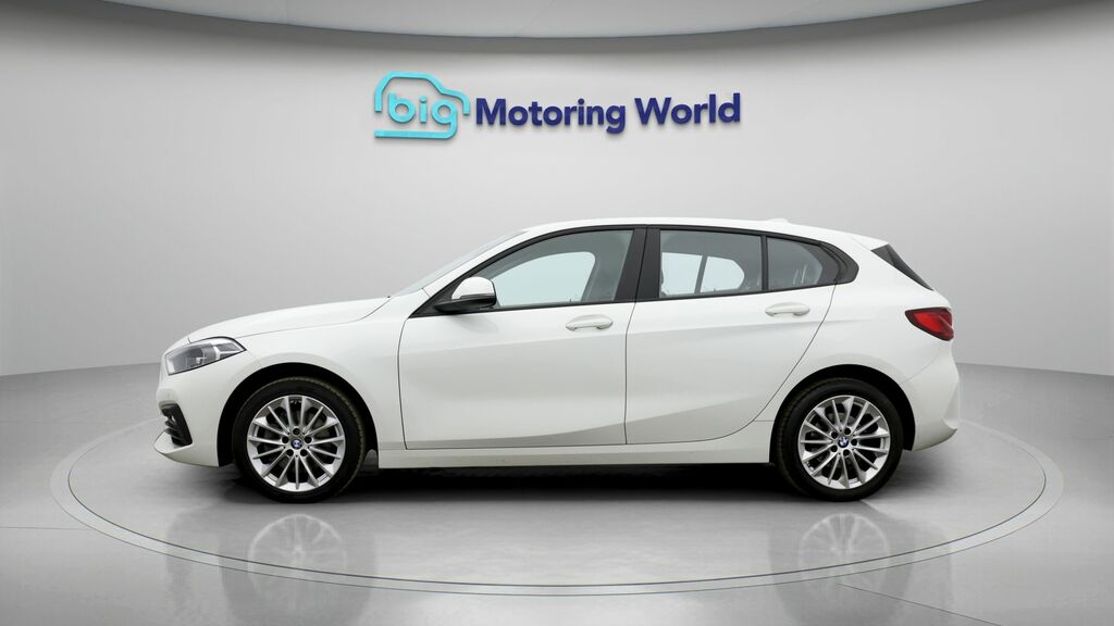BMW 1 Series Se HN24EOP White #4