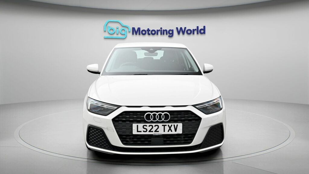 Audi A1 Technik White #2