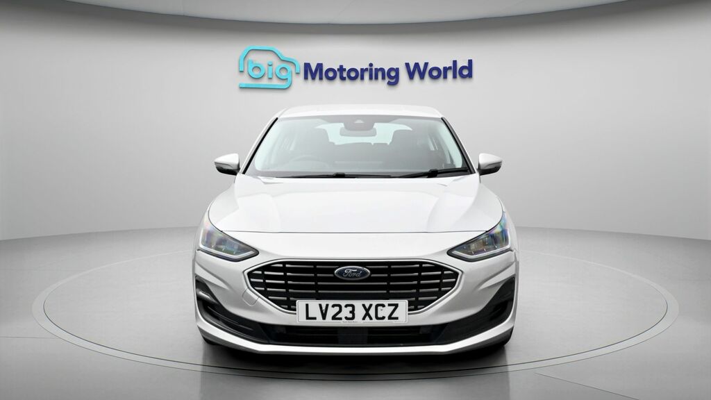 Ford Focus Titanium Silver #2