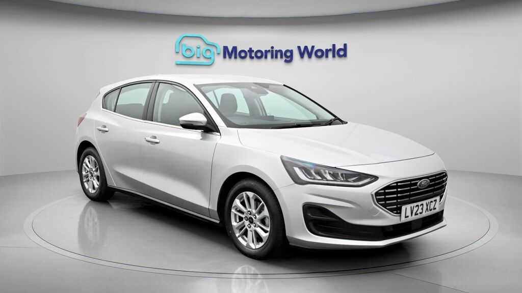 Ford Focus Titanium Silver