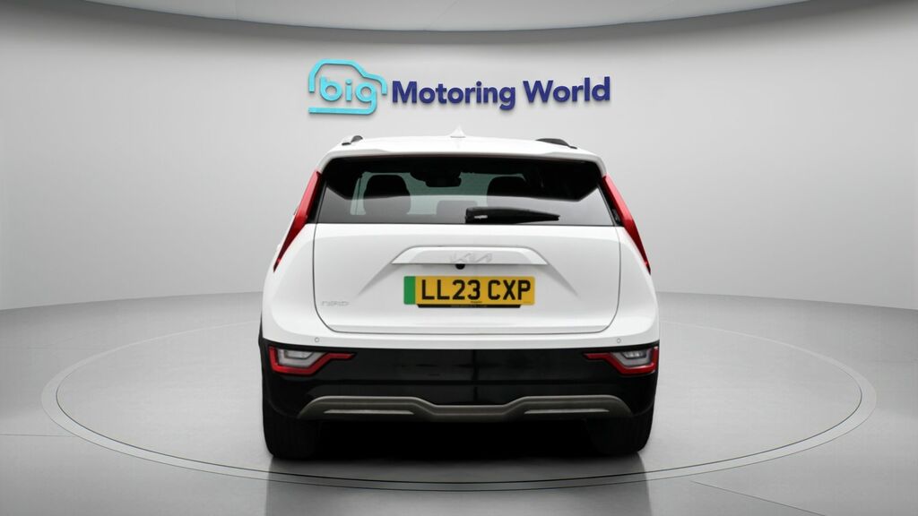 Kia Niro 3 White #6