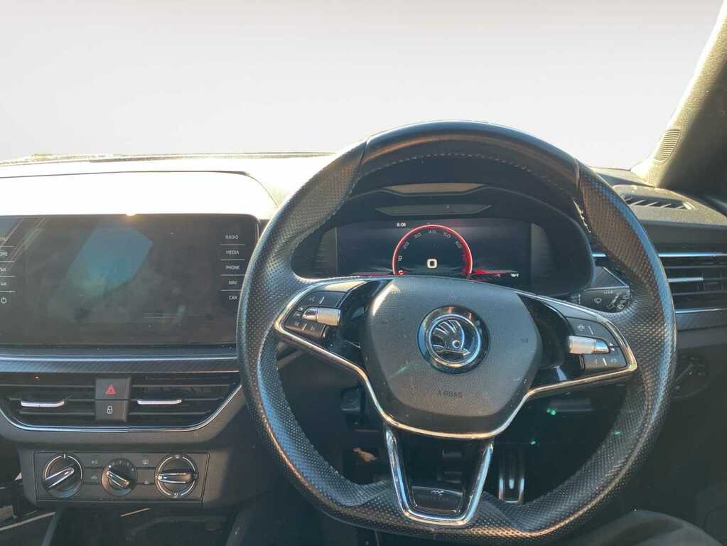 Skoda Kamiq 1.0 Tsi Monte Carlo Suv ML72DYO Black #4