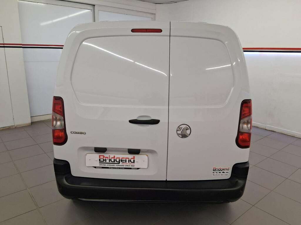 Vauxhall Combo 1.5 Turbo D 2300 Prime Panel Van White #5